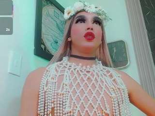 amanda-cax