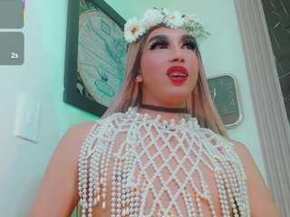 amanda-cax