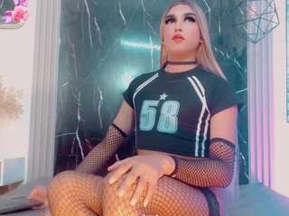 amanda-cax