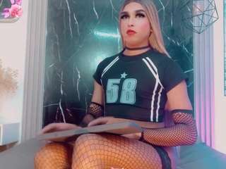 amanda-cax