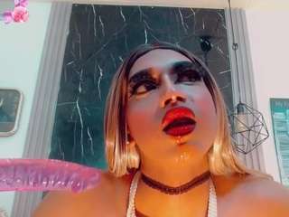 amanda-cax