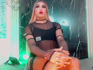 amanda-cax