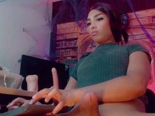 amanda-cax