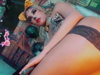 amanda-cax