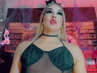 amanda-cax