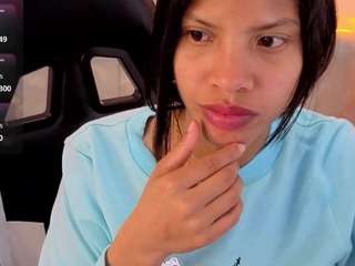 Emily-Smith-T