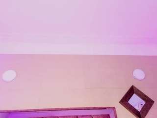 EvelynRousse live cam preview
