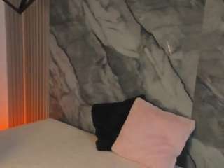 This model is live right now. itscxancy