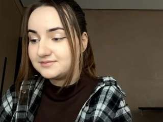 noellekulik webcam