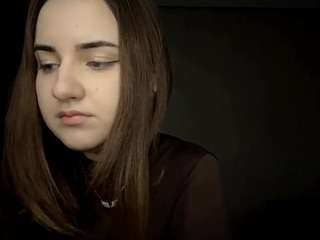 noellekulik webcam