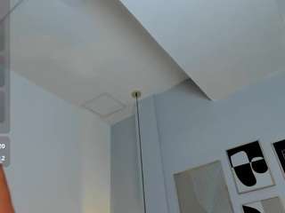 le modèle vaiiolett-t est en webcam porno dans un show sur le site camsoda, il possède les tags suivants: ass,lingerie,toys,tittyfuck,tattoos,strapon,squirter,sexy,sex toys,pussy,orgasm,nature,lovense,young adult,full nudity,drinking,black hair,blowjob,brown eyes,deepthroat