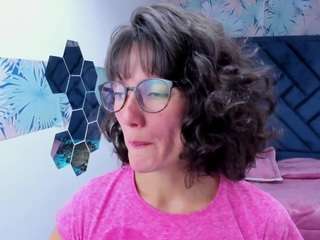 le modèle valery-more est en webcam porno dans un show sur le site camsoda, il possède les tags suivants: anal,lovense,toys,striptease,smoking,skinny,sex toys,pov,orgasm,natural,naked,mature,handjob,anal toys,gray eyes,fuck machine,foot fetish,erotic dance,drinking,double penetration