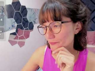 valery-more Sex Cam Show