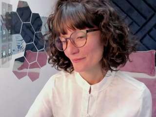 valery-more Sex Cam Show