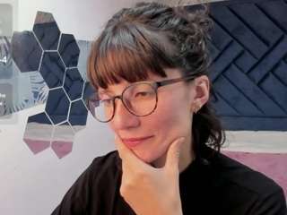 valery-more Sex Cam Show
