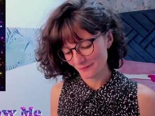 valery-more live webcam show