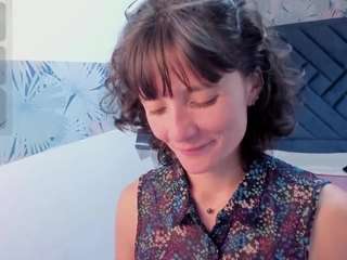 valery-more live webcam show