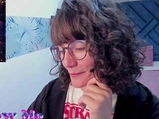 Valery-More live webcam show