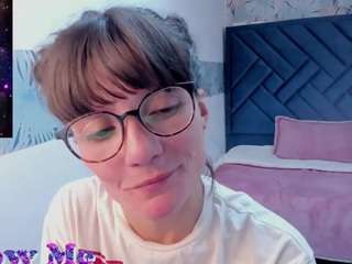 Valery-More live webcam show