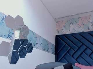 Valery-More live webcam show