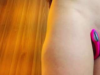 lia-queen live webcam show