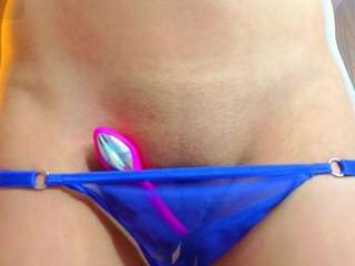 lia-queen live webcam show