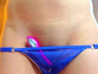 lia-queen live webcam show
