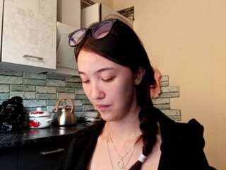 michikomccoil live webcam show