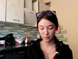 michikomccoil live webcam show