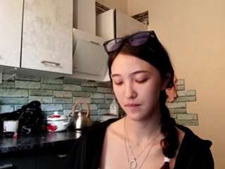 michikomccoil live webcam show