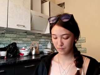 michikomccoil live webcam show