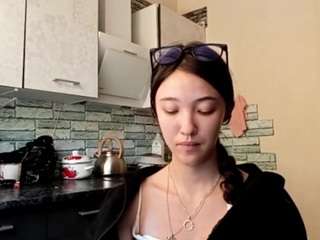 michikomccoil live webcam show