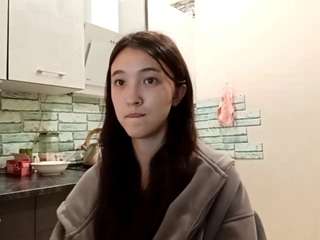 MichikoMccoil live webcam show
