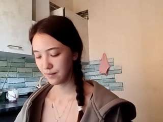 MichikoMccoil live webcam show