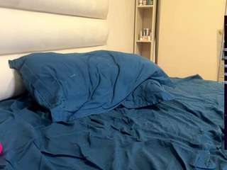 le modèle tynishawilder est en webcam porno dans un show sur le site camsoda, il possède les tags suivants: ahegao,solo,oil,orgasm,public,pussy,role play,roleplay,sexy,shaved pussy,skinny,spank,no drinking,spanking,squirter,strip,striptease,tease,teen (18+),tiny tits