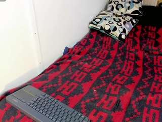 alice-yermanotta live webcam show
