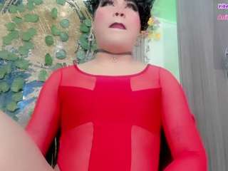 Alice-Yermanotta live webcam show