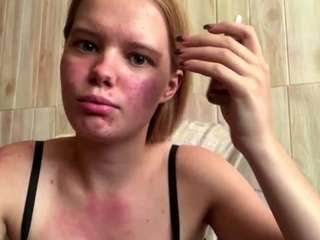 charadeatherage live webcam show