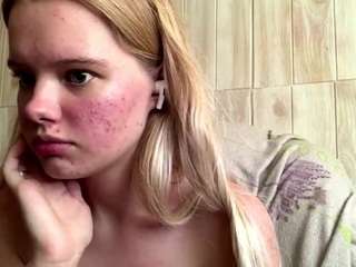 charadeatherage live webcam show
