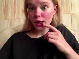 charadeatherage live webcam show