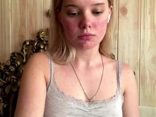 charadeatherage webcam model