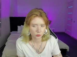 elira-vane Live Webcam on CamSoda