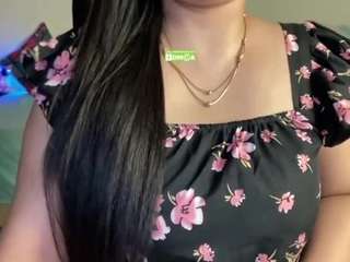 jassmiine live webcam show