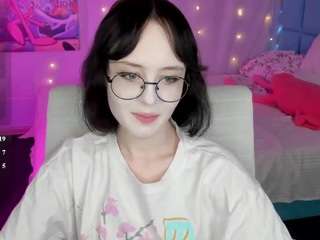 lilac-muse live webcam show