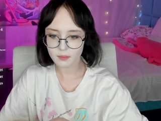 lilac-muse live webcam show