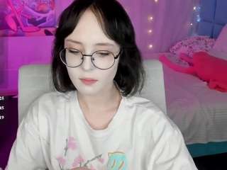 lilac-muse live webcam show