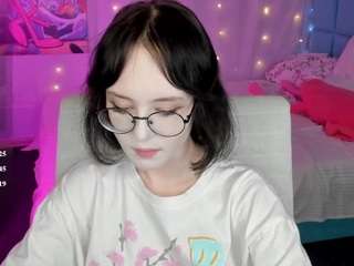 lilac-muse live webcam show