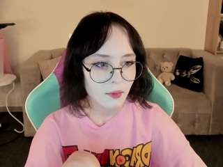 lilac-muse live webcam show