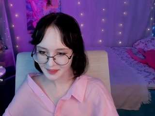 Lilac-Muse live webcam show