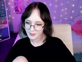 Lilac-Muse live webcam show